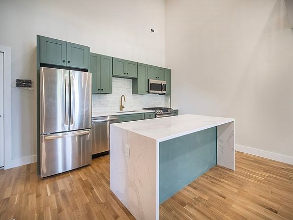3rd image of 46 Union St #4609