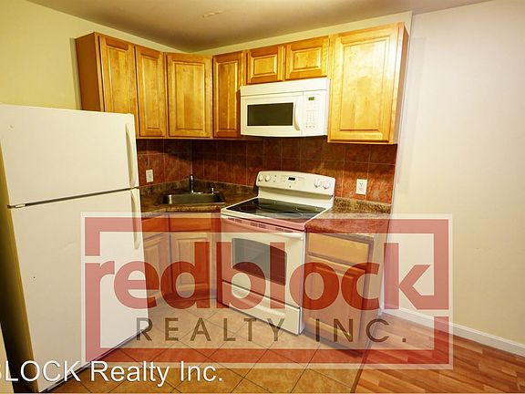 2nd image of 1440 W Grange Ave