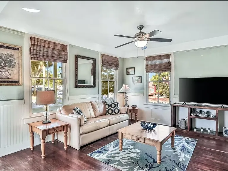 39 San Marco Ave — Photo 11