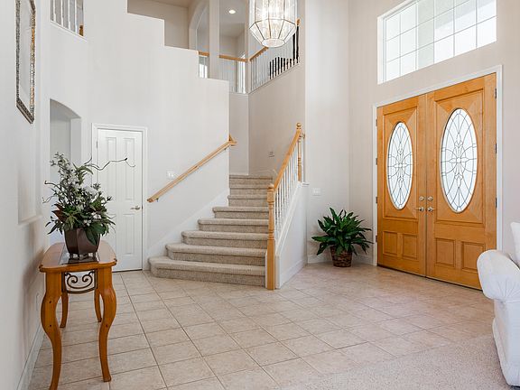 2nd image of 3947 Meadow Wood Dr