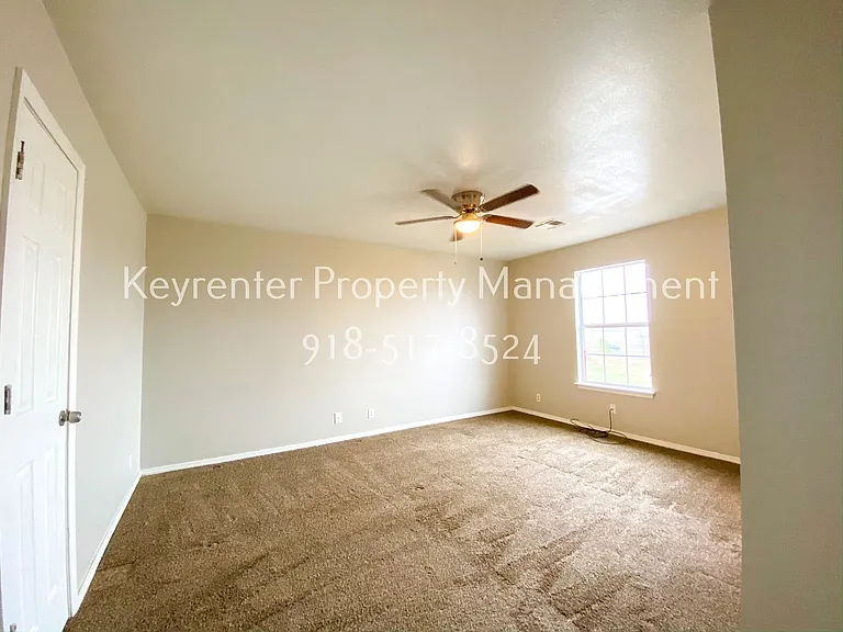 9134 E 24th St — Photo 21