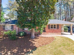 2059 Brookview Dr NW, Atlanta, GA 30318