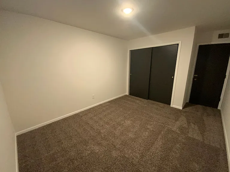 Library Place Apartments — Photo 12