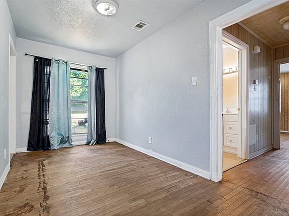5th image of 1343 E Ann Arbor Ave