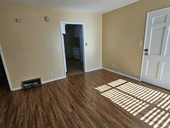 2nd image of 3709 W Adams Blvd APT 4