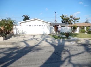 8121 Valencia Dr, Huntington Beach, CA 92647