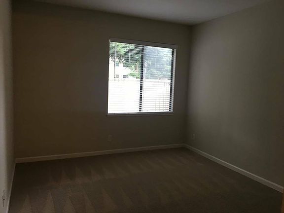 4th image of 8411 N Lake Dr APT D