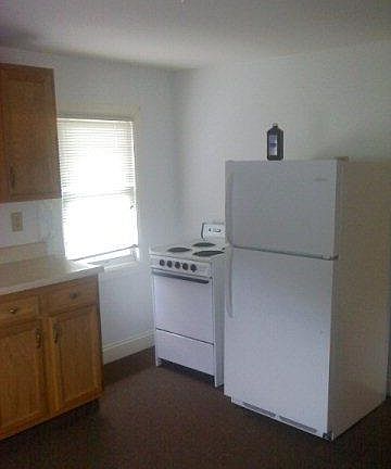 3rd image of 2035 College Ave