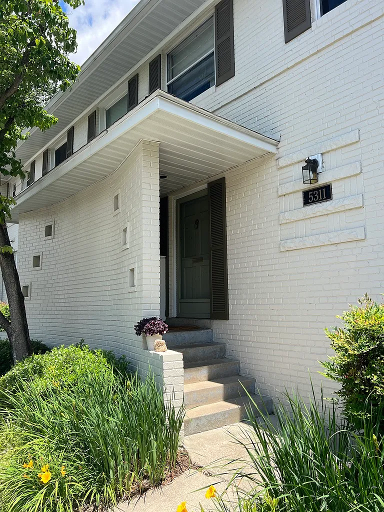 5311 Pooks Hill Rd — Photo 1