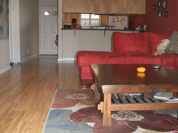 3rd image of 453 Almond Ave