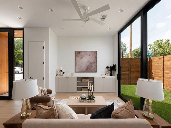 5th image of 111 Mildred St #3