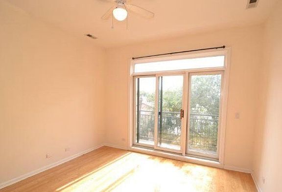 4th image of 1745 W North Ave #00