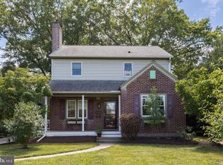 526 Oak Dr, Harleysville, PA 19438