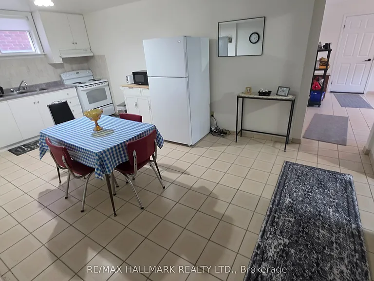110 Milton St #LOWER LEVEL — Photo 30