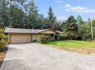 40 NE Riverhill Ln, Belfair, WA 98528