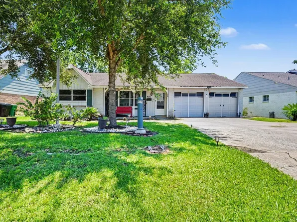 4311 Dragonwick Dr, Houston, TX 77045