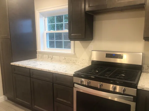 14 Chamberlain Ave, Yonkers, NY 10704