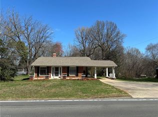 2145 E Holly Grove Rd, Lexington, NC 27292