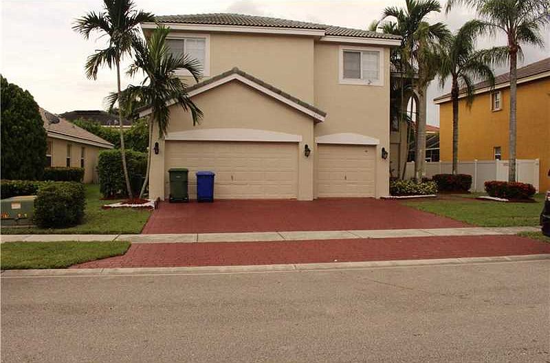 1st image of 16354 SW 15th St