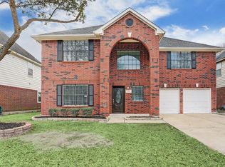 152 Black Walnut Dr, Houston, TX 77015