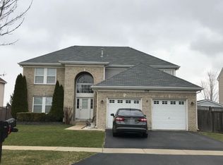 534 S Wynbrooke Rd, Romeoville, IL 60446