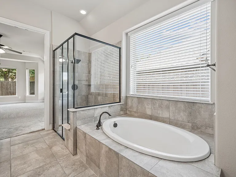 8254 Haltered Horse Ln — Photo 20
