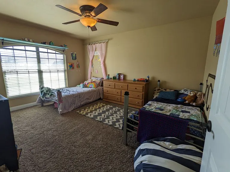 4320 Springwood Dr — Photo 15