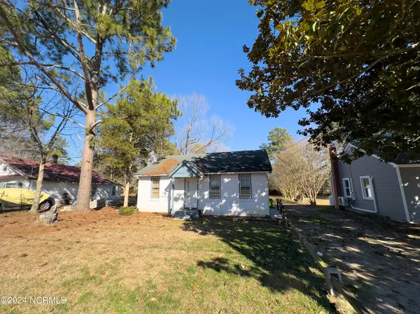 207 S Louisburg Road, Spring Hope, NC 27882