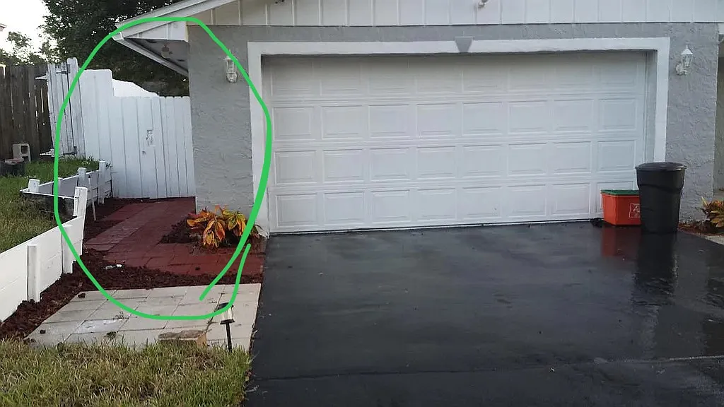 1 bed, 800 sqft, $1,300 — Photo 2