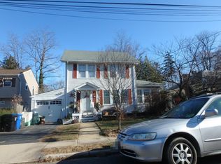 84 Applegate St, Red Bank, NJ 07701