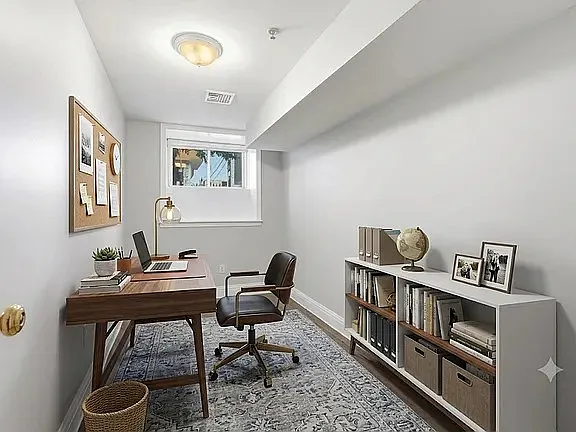 191 Everett St #2 — Photo 22