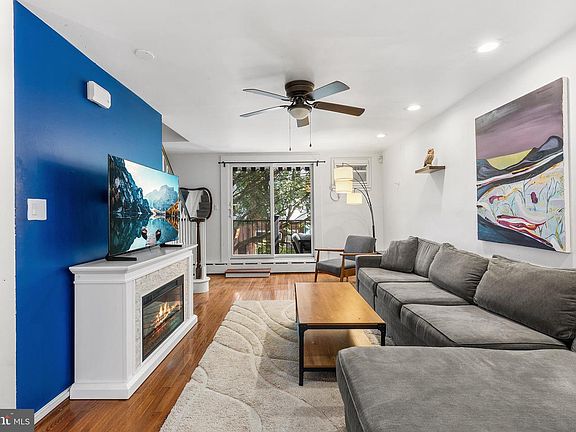 2nd image of 908 Greenwich St