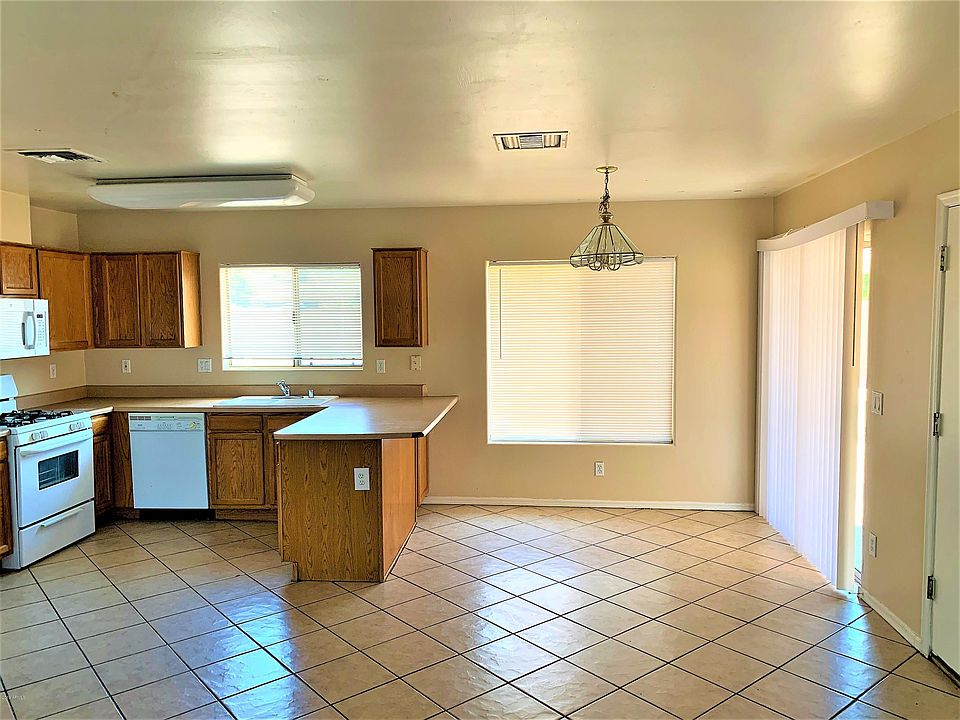 1st image of 3811 W Sunland Ave