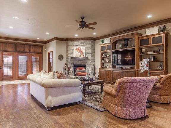 4th image of 16725 Little Leaf Ln