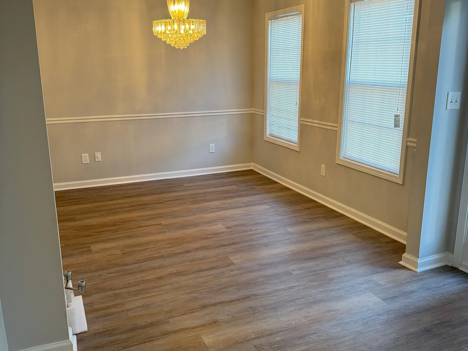 3 bed, 2.5 bath, $2,200 — Photo 3