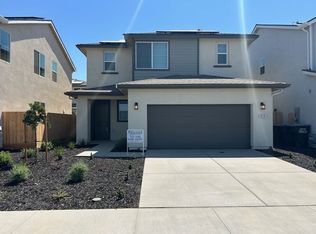 3016 N Chapel St, Visalia, CA 93291