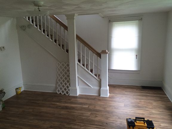 3rd image of 302 Orchard Ave