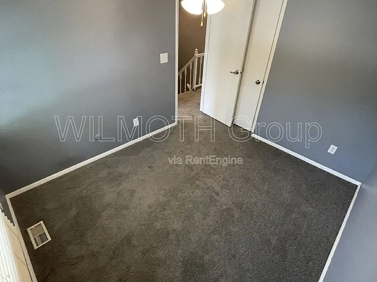 9507 Timber View Dr — Photo 12
