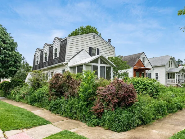 2748 Columbus Ave, Columbus, OH 43209