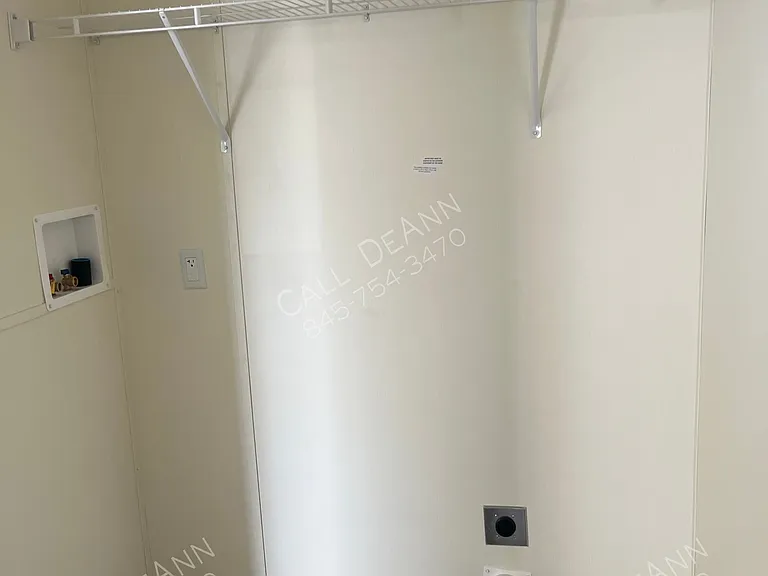 17 Greenwood Dr — Photo 8