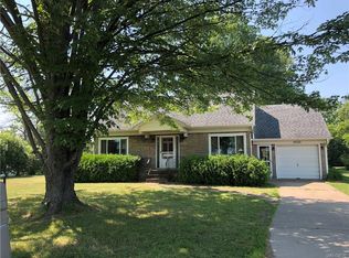 2374 Niagara Rd, Niagara Falls, NY 14304