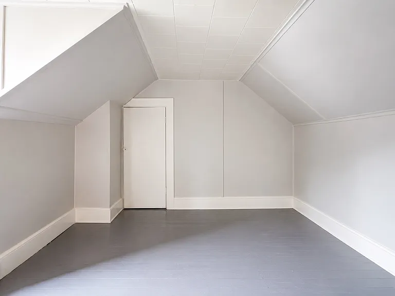 167 Pine St #2 — Photo 9