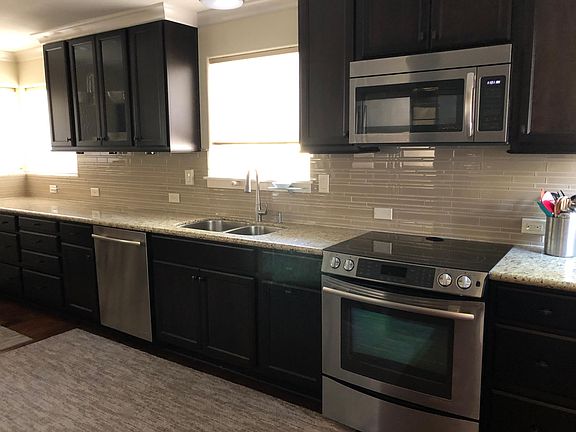 2nd image of 4836 N Greenwood Blvd