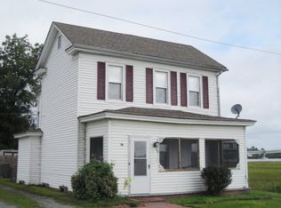 517 8th St, West Point, VA 23181