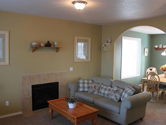 4th image of 5607 Ala Wai Ct