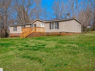 198 Wildwood Farms Rd, Gray Court, SC 29645