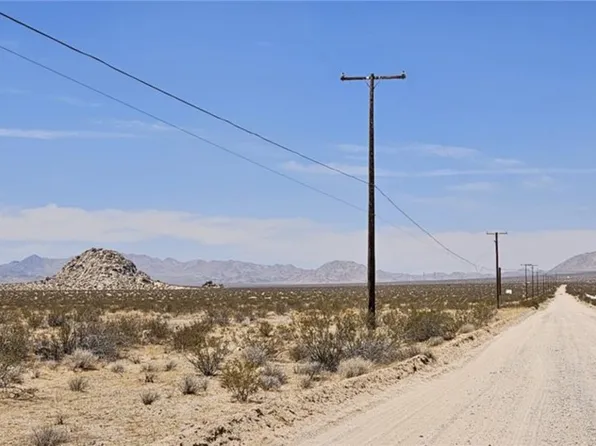 800 Stella, Lucerne Valley, CA 92356