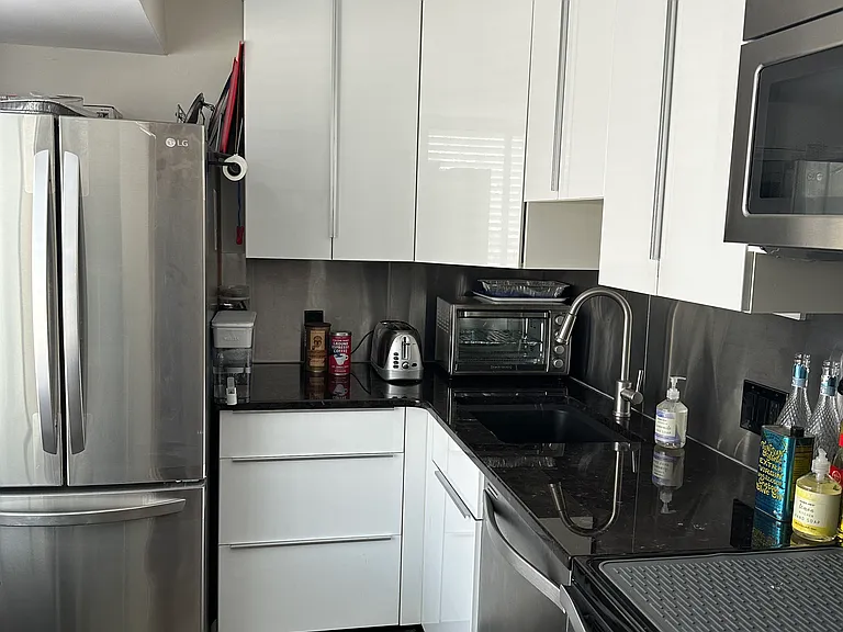 1243 Beacon St #28 — Photo 5