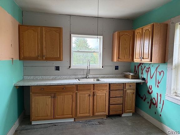 5th image of 5500 Crofoot Hill Rd