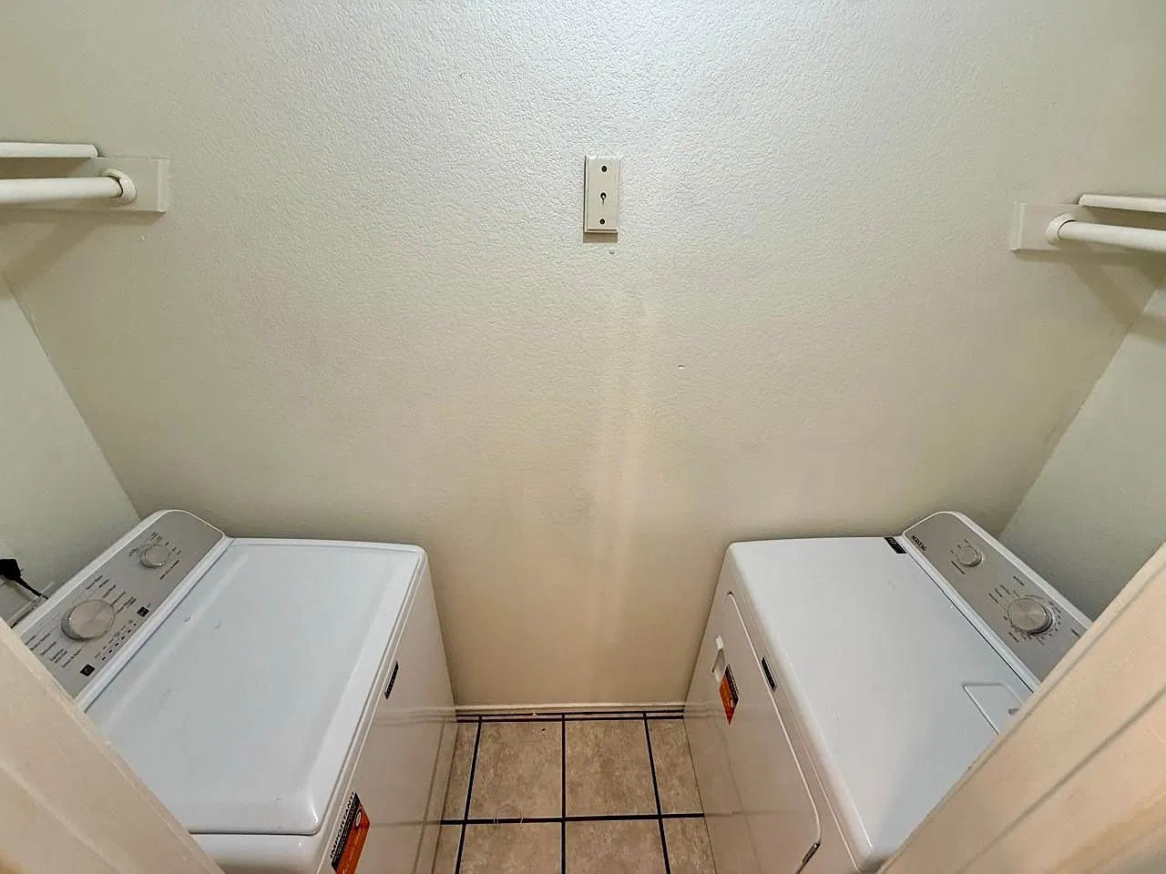 Fully Renovated 2 Bed, 1.5 Bath Townhouse, Killeen — Photo 4